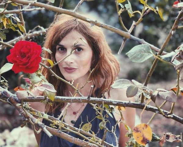 Μαρία Κωνσταντάκη – Ποζάρει γυμνή και το Instagram παραμιλά