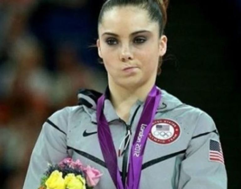 McKayla Maroney – «Αν δε φταίει η εθνική ΗΠΑ που έμενα ολομόναχη, γυμνή μαζί του, τότε ποιος;»