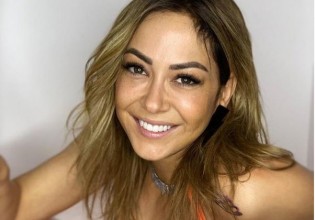 Μελίνα Ασλανίδου – Η πριγκιπική τούρτα που έκλεψε τις εντυπώσεις