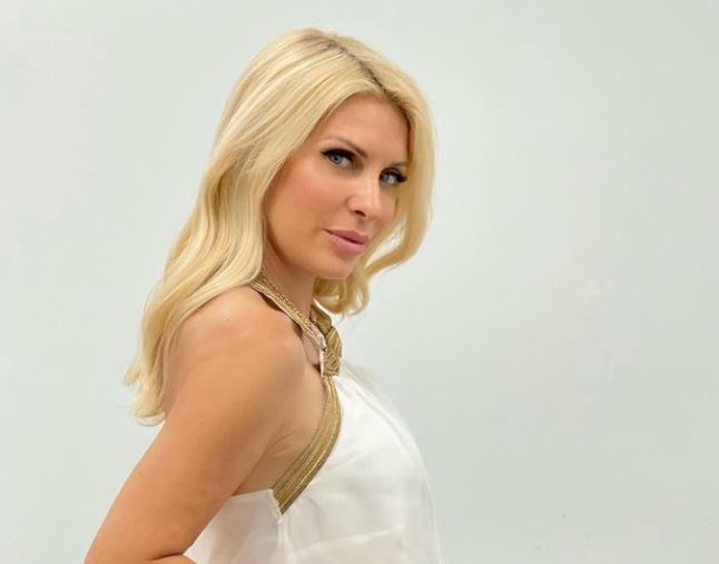 Ελένη Μενεγάκη – Στα παρασκήνια της εκπομπής της πριν το μεγάλο comeback