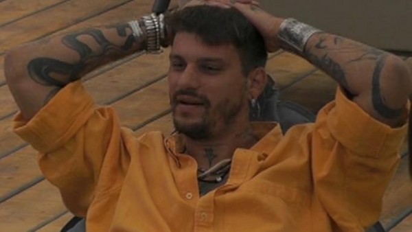 Big Brother – Άρχισαν τα όργανα… ακόμα δεν μπήκαν στο σπίτι – «‘Η το λύνεις ή το βουλώνεις»