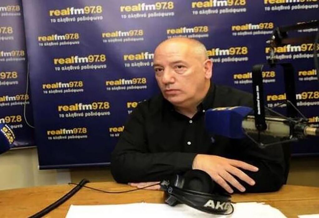 Βασίλης Μπουζιώτης – Με μια κοινή τους φωτογραφία τον αποχαιρέτησε η Μιμή Ντενίση