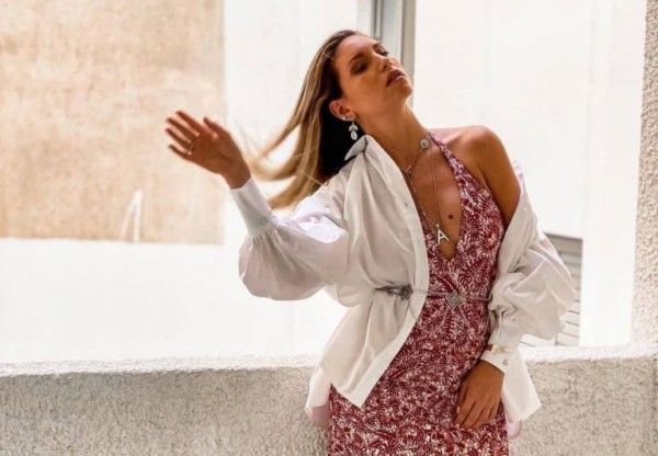 Αθηνά Οικονομάκου – Μας έδειξε τη γυμναστική της και καταλάβαμε πώς έχασε κιόλας τα κιλά της εγκυμοσύνης