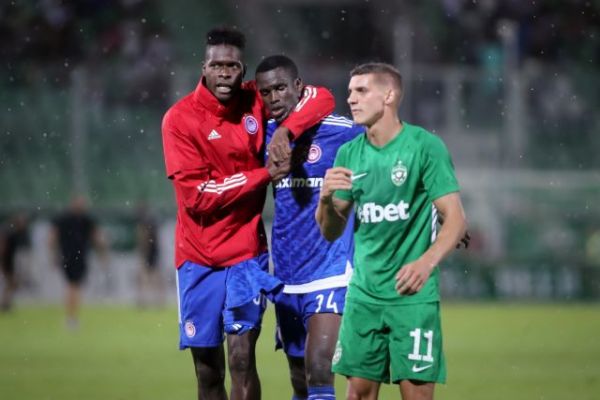 Αυτογκόλ Σεμέδο και 1-1 η Λουντογκόρετς