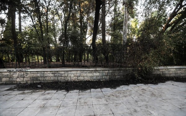 Πεδίον του Άρεως – Σύλληψη 27χρονου για απόπειρα εμπρησμού