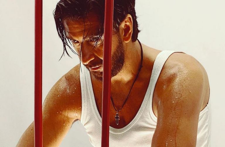 Θάνος Πετρέλης – Με χειροπέδες ο τραγουδιστής – Τι συνέβη