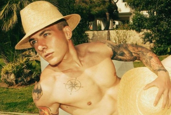 Ποιος είναι ο Πέτσας που πήδηξε από το ένα ριάλιτι στο άλλο