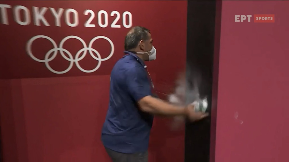 Ολυμπιακοί Αγώνες – Πύρρος Δήμας… μαινόμενος – Κοπάνησε τον τοίχο και έφυγε εν ώρα αγώνα