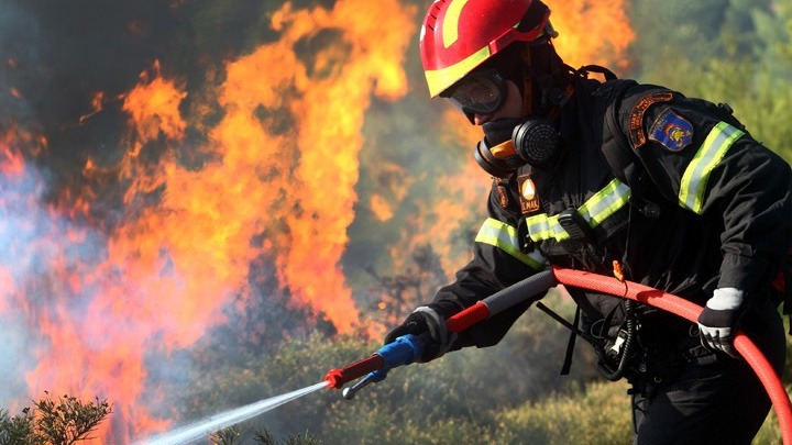 Φωτιά – Στο πλευρό της Ελλάδας το Ισραήλ – Στέλνει πυροσβέστες για να συνδράμουν στα πύρινα μέτωπα
