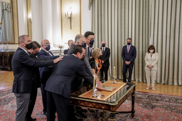 Ανασχηματισμός – Τα κλικ της ορκωμοσίας των νέων μελών της κυβέρνησης