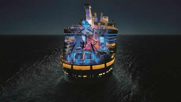 Περιήγηση μέσα στην πιο ακριβή σουίτα κρουαζιερόπλοιου