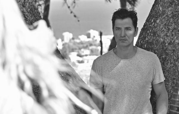 Σάκης Ρουβάς – Το ευχαριστώ του στους πυροσβέστες που παλεύουν με τις φλόγες