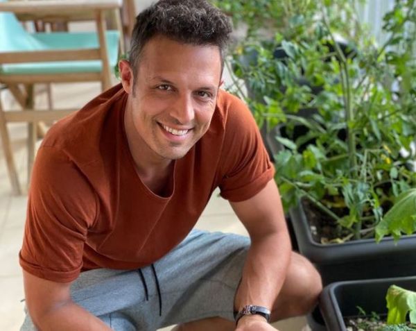 Σάββας Πούμπουρας – Πάει «παντού μαζί» με την κορούλα του και μας κάνει να λιώσουμε