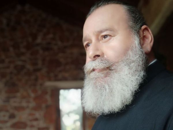 Κωστής Σαββιδάκης για φωτιές – «Μέχρι τη μάνα σας πουλήσατε»