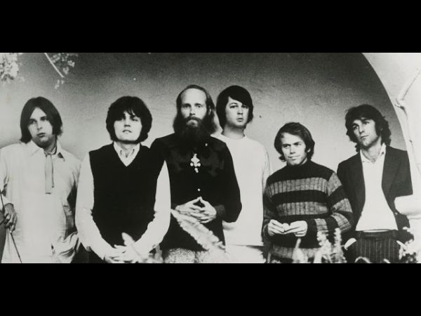 Έκπληκτική a cappella εκδοχή του «Surf’s Up» δημοσιοποίησαν οι Beach Boys