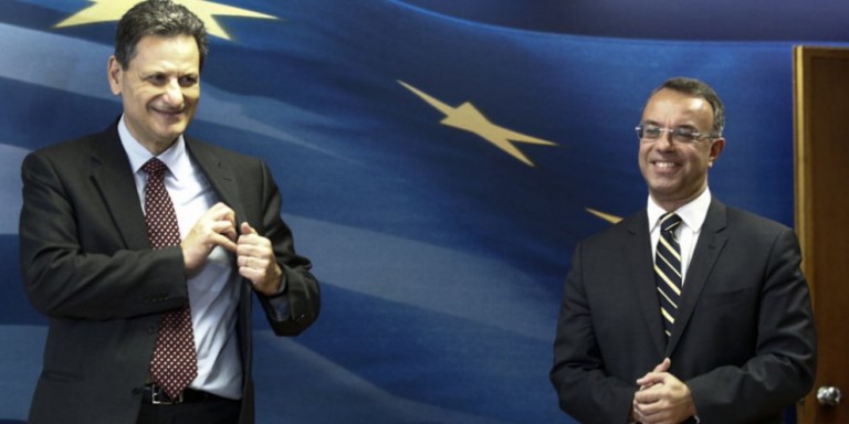 Ανασχηματισμός – Γιατί έμεινε ίδιο το οικονομικό επιτελείο