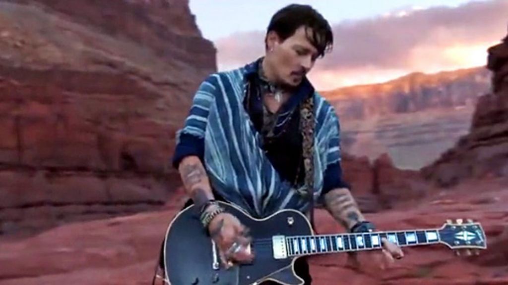 Τζόνι Ντεπ – «Μου κάνουν μποϊκοτάζ από το Χόλιγουντ»