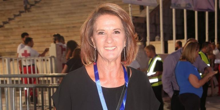 Η Χριστίνα Σούζη αγωνιά για την πυρκαγιά – «Πίσω μας στη Λαυρεωτική! Έλεος»