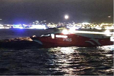 Ισπανία – Φέρι μπόουτ προσάραξε στην Ίμπιζα – Tραυματίστηκε σοβαρά ένας 10χρονος