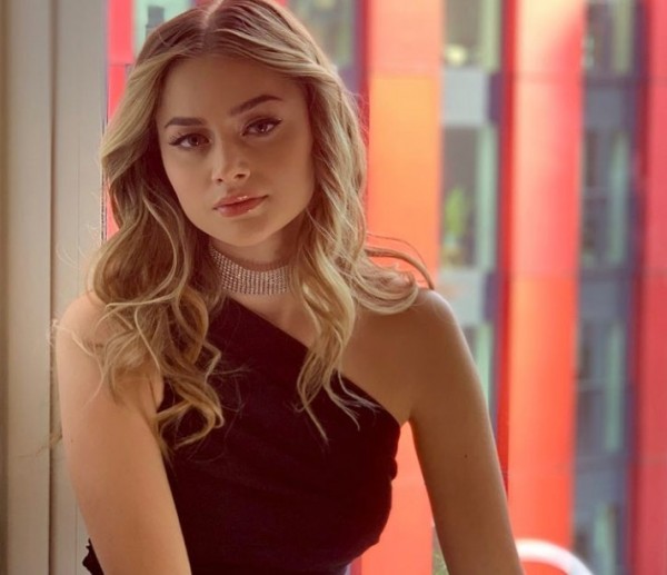 Από τη Γιουροβίζιον στο γυαλί – Ποια εκπομπή θα παρουσιάσει η Στεφανία