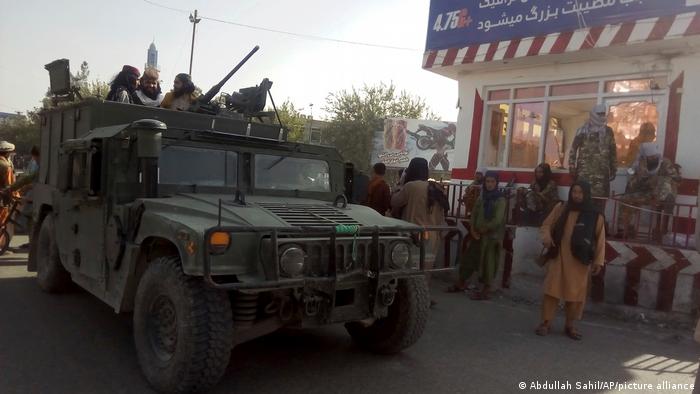 Αφγανιστάν – Και η Βρετανία στέλνει στρατιώτες για την απομάκρυνση των Βρετανών