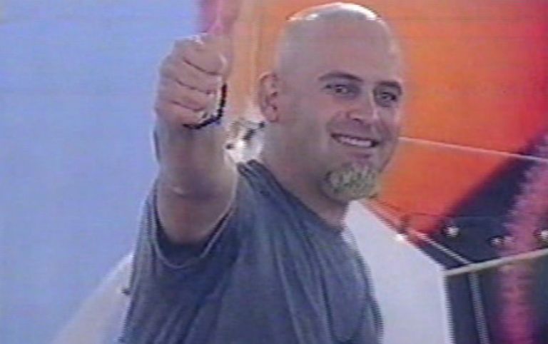 Θυμάστε τον «Τσάκα» από το πρώτο Big Brother; Δείτε πως είναι 16 χρόνια μετά