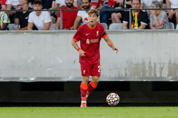 Βασικός ο Τσιμίκας σε ακόμα έναν αγώνα της Λίβερπουλ