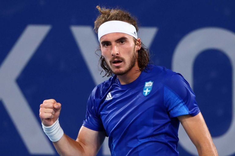 Στέφανος Τσιτσιπάς – Ένωσε τις δυνάμεις του με τον πιο διάσημο influencer στον κόσμο – Είχε ποζάρει με τον Μπάιντεν