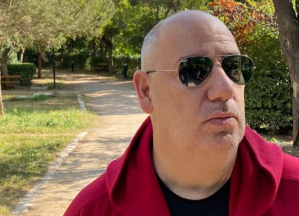 Βασίλης Μπουζιώτης – Συγκλονίζει η ανάρτηση του μέσα από το νοσοκομείο