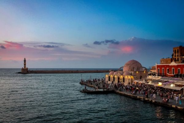 Καύσωνας – Λήψη μέτρων στα Χανιά για τον καύσωνα – Κλειστό το φαράγγι της Σαμαριάς