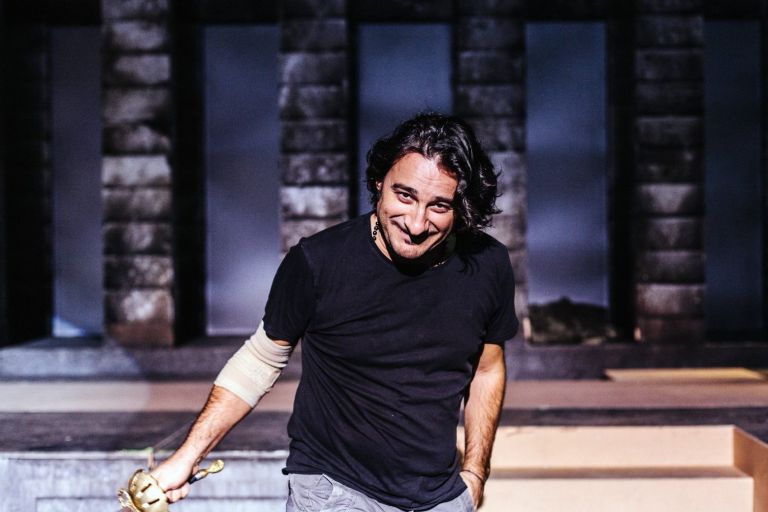 Βασίλης Χαραλαμπόπουλος – Τραγικές ώρες για τον ηθοποιό – «Θα δούμε αν σώθηκε…»