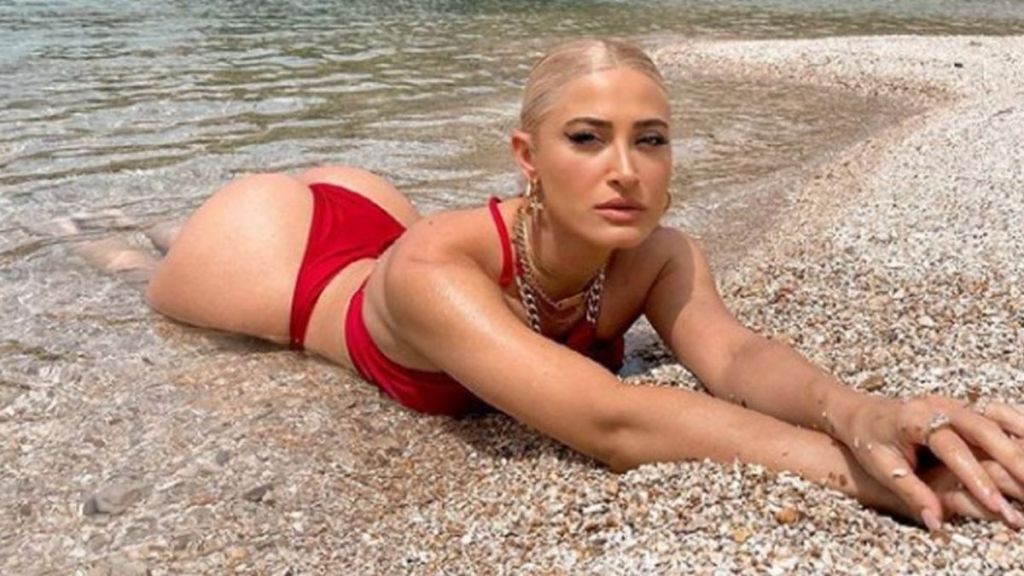 Ιωάννα Τούνη, δεν φαίνονται πια οι κοιλιακοί σου και όλα καλά