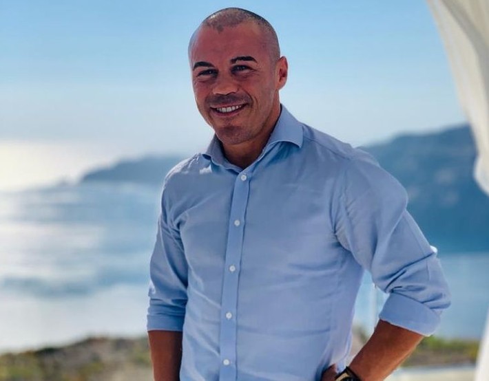 Αυτή είναι η σύντροφος του Μιχάλη Ζαμπίδη – Σπάνια φωτογραφία