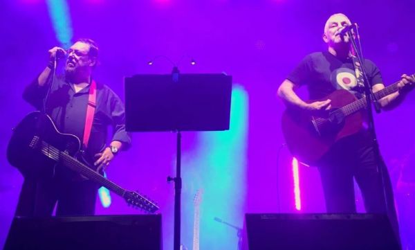 Νίκος Πορτοκάλογλου – Δεν ξεχνά τον Λαυρέντη Μαχαιρίτσα ο τραγουδιστής