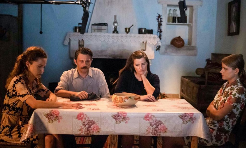 Άγριες Μέλισσες – Νέα πρόσωπα φέρνουν συγκλονιστικές εξελίξεις στον τρίτο κύκλο