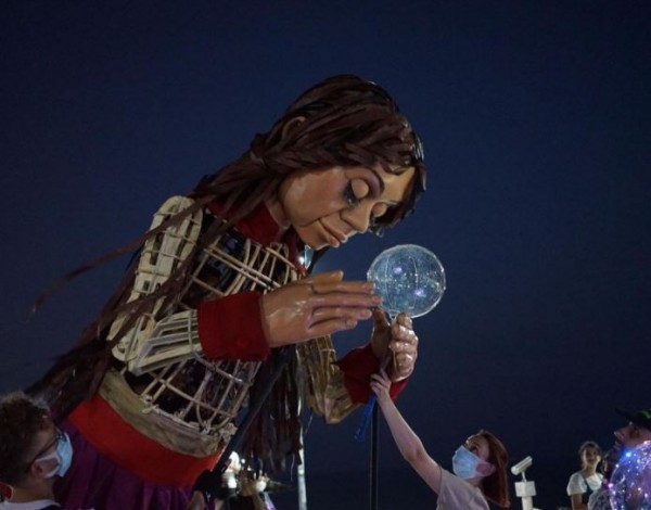 «Μη μας ξεχνάτε» – Η «μικρή Αμάλ» ταξιδεύει στα Ιωάννινα