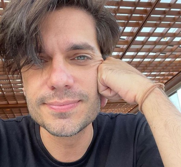 Μύρωνας Στρατής – Παραμυθένιος γάμος για τον τραγουδιστή