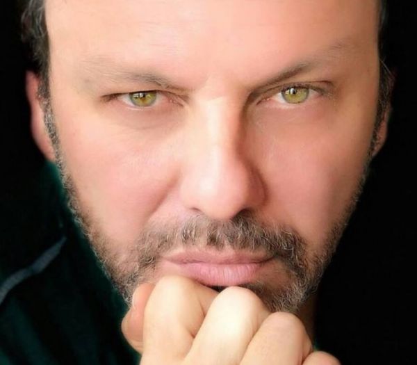 Στάθης Αγγελόπουλος – Μάχη για να σταθεί στα πόδια του μετά τον κοροναϊό