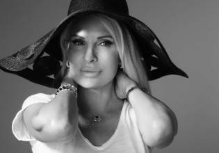 Ελένη Μενεγάκη – Όλες οι λεπτομέρειες για την πιο πολυαναμενόμενη πρεμιέρα της χρονιάς