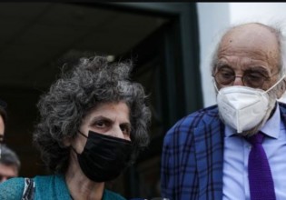 Γιατί τώρα τα ασφαλιστικά μέτρα κατά του άνδρα που ισχυρίζεται ότι είναι γιος του Μίκη; – Ο Λυκουρέζος απαντά