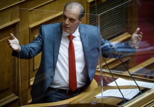 Οι εκ δεξιών κίνδυνοι για τη Δεξιά