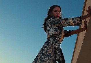 Παυλίνα Βουλγαράκη – Μείναμε άφωνοι με το καλλίγραμμο κορμί της