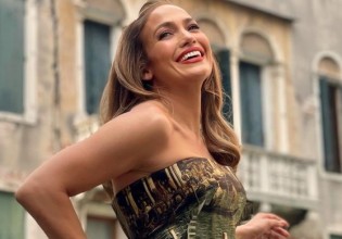 Τζένιφερ Λόπεζ – Αυτός είναι ο Έλληνας σχεδιαστής μόδας που λατρεύει