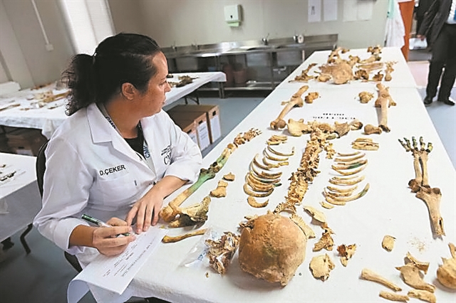 Η εξαπάτηση συγγενών αγνοουμένων – «Ηξεραν, αλλά ήθελαν μανάδες να κλαίνε στα οδοφράγματα»