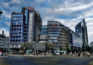 Κοροναϊός – Εμβόλιο στους εφήβους και στη Νορβηγία καθώς τα κρούσματα αυξάνονται