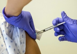 Θεμιστοκλέους – Επτά στους 10 έχουν εμβολιαστεί – Το καλοκαίρι του 2022 θα είναι όπως τα παλιά