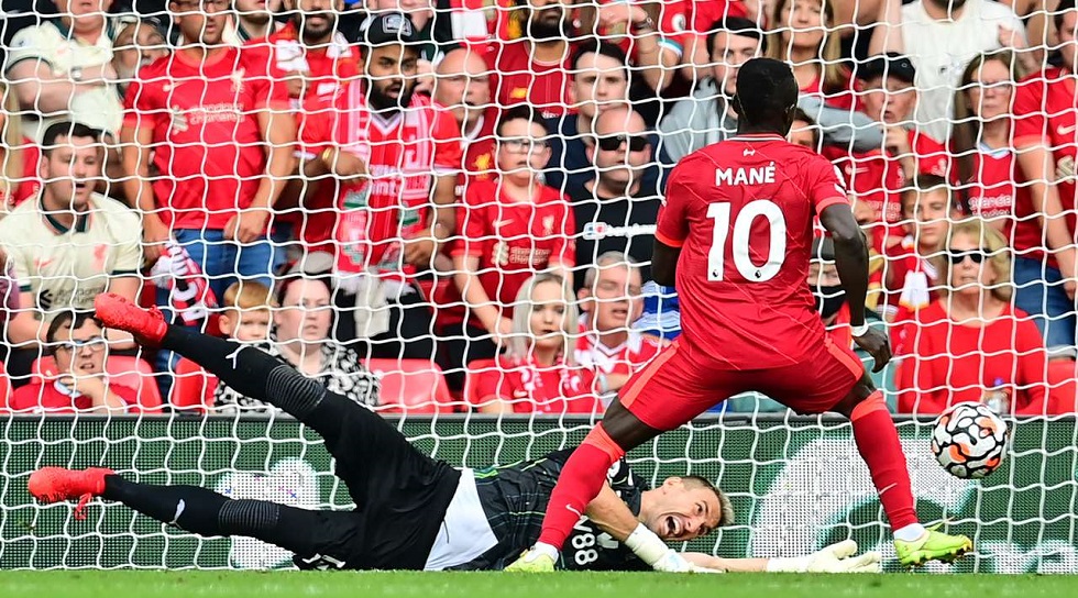 Έφτασε τα 100 γκολ με τη Λίβερπουλ ο Μανέ