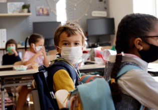 Pfizer – Ασφαλές και αποτελεσματικό το εμβόλιο σε παιδιά 5-11 ετών