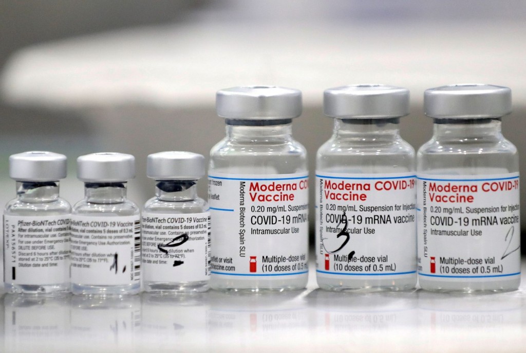 Εμβόλιο – Αναμνηστική δόση Μoderna με τη μισή ποσότητα mRNA αναμένεται να εγκρίνουν οι ΗΠΑ