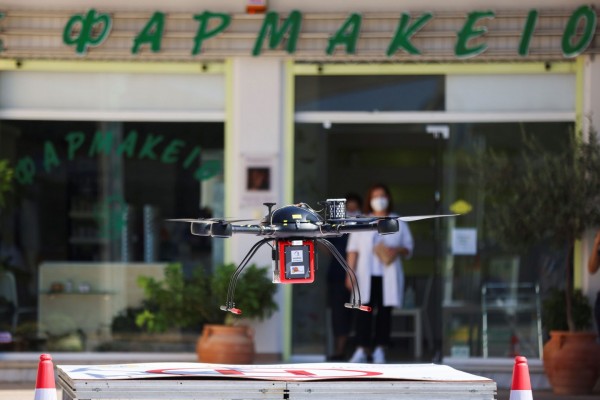 Drone για τη μεταφορά φαρμάκων δοκιμάζεται στα Τρίκαλα